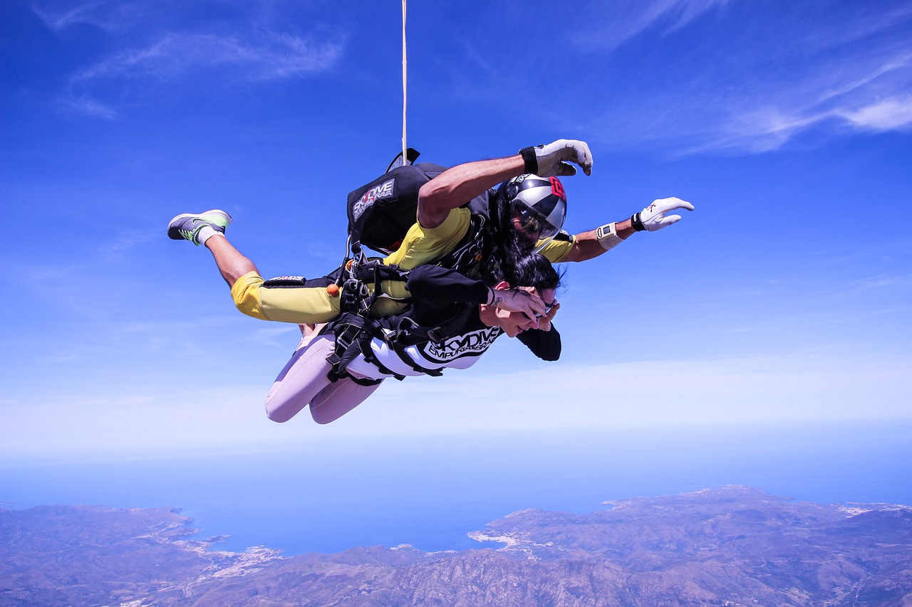 Montée d'adrénaline pendant un saut en parachute
