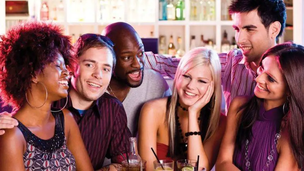 Pourquoi faire des rencontres vous aidera à vous sentir mieux Cliopsy